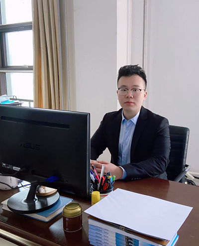 黎明东 EMC易倍团委书记，员工党支部书记