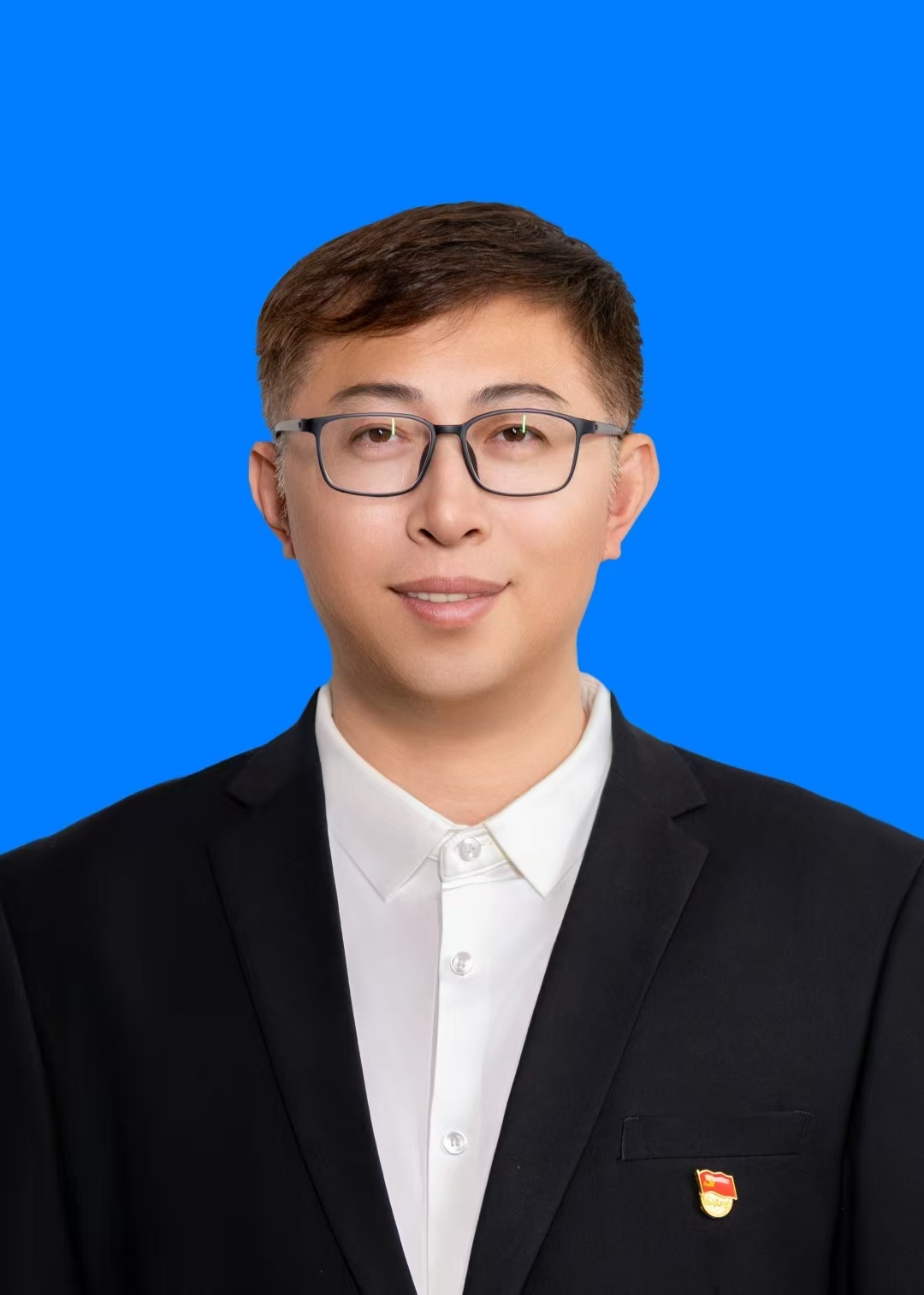 衣方丹 公司党总支书记兼副经理